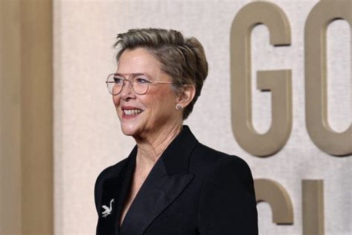 
How Much Money Does Annette Bening Make? Latest Income Salary
