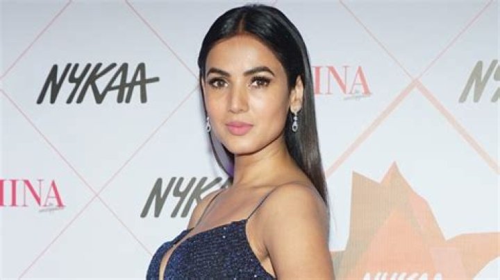 Sonal Chauhan in Bathing Suit Reveals “Ghost in Dubai” — Celebwell